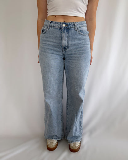 Wide Leg Jeans